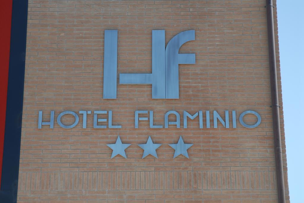 Hotel Flaminio Tavernelle Serrungarina Extérieur photo
